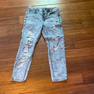 American Eagle Black Distressed Jeans, Size US 5/6